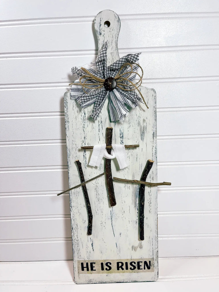 DIY ’He Is Risen’ Cutting Board: Faith-Inspired Easter Decor