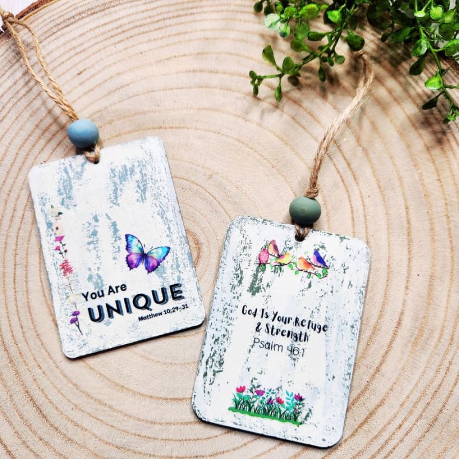 4 Pack Gift Tag & Bead Set (with FREE Printable Tag Designs)