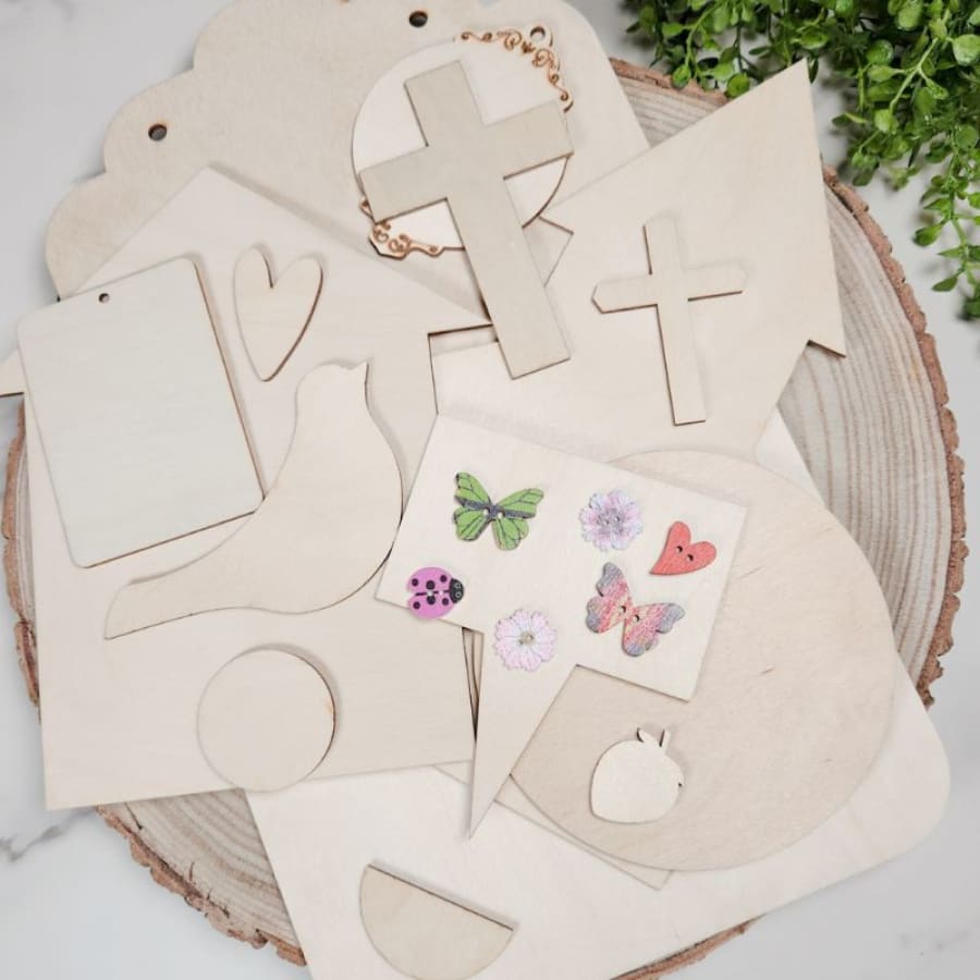 Get The MYSTERY Blanks Bundle (12 Wooden Blanks + 6 Buttons